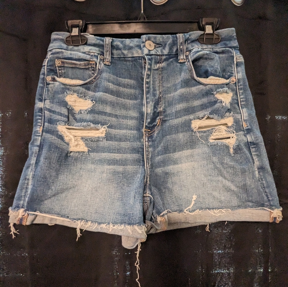 NWOT AE Curvy Hi-rise Shorts